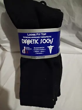 96720 Debra Weitzner Diabetic Socks Black Loose Fit Cotton Crew Size L 7-12