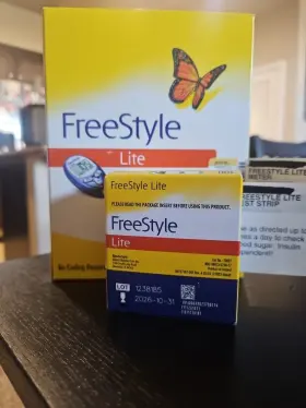 9907370805 Freestyle Free Style Blood Glucose Monitoring System Lite And 100test Strips New Sealed