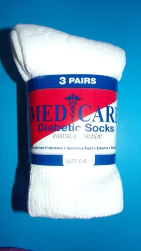 Med Care 810083886015 Nwt - 3 Pairs Diabetic White Crew Socks Size Small Us 6-8 Usa