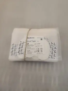 Medtronic 7005739-013 15 Each Oval Tape 2 Per Exp122026 Free Shipping