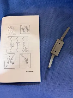 Medtronic 97334455 Head Frame