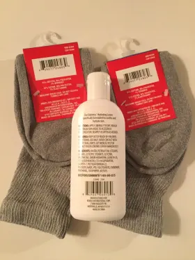 Xtra Care 849607069139 3 Pc Gift Set Diabetic Hydration Lotion 7.5 Oz Size 6 12 Quarter Socks #2