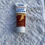 Kissable Diabetic Dry Skin Treatment Foot CREAM:4FLOZ/113GM-HYPOALLERGENIC New. Fixed Price $29.79.
